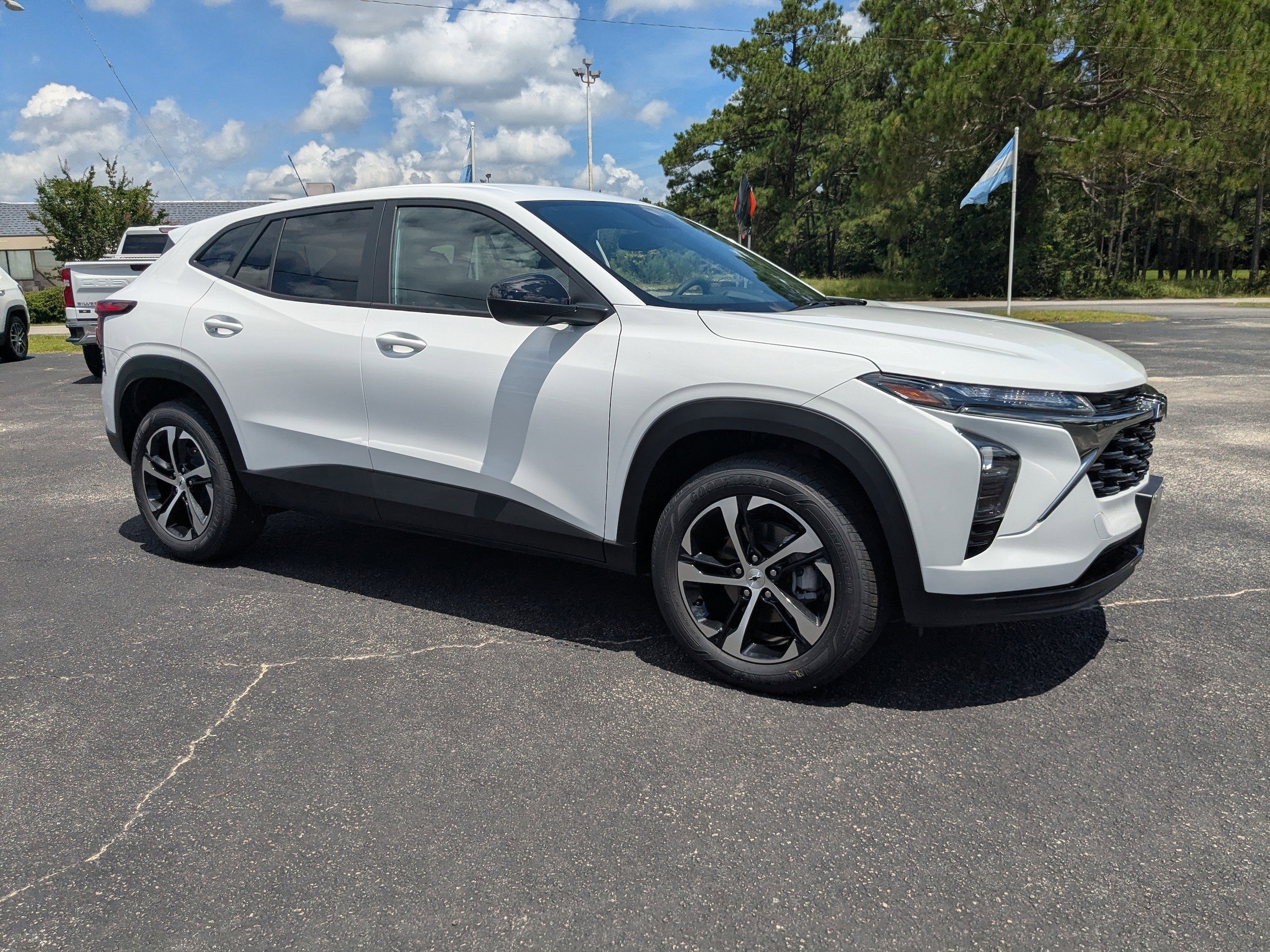 2025 Chevrolet Trax SUV 