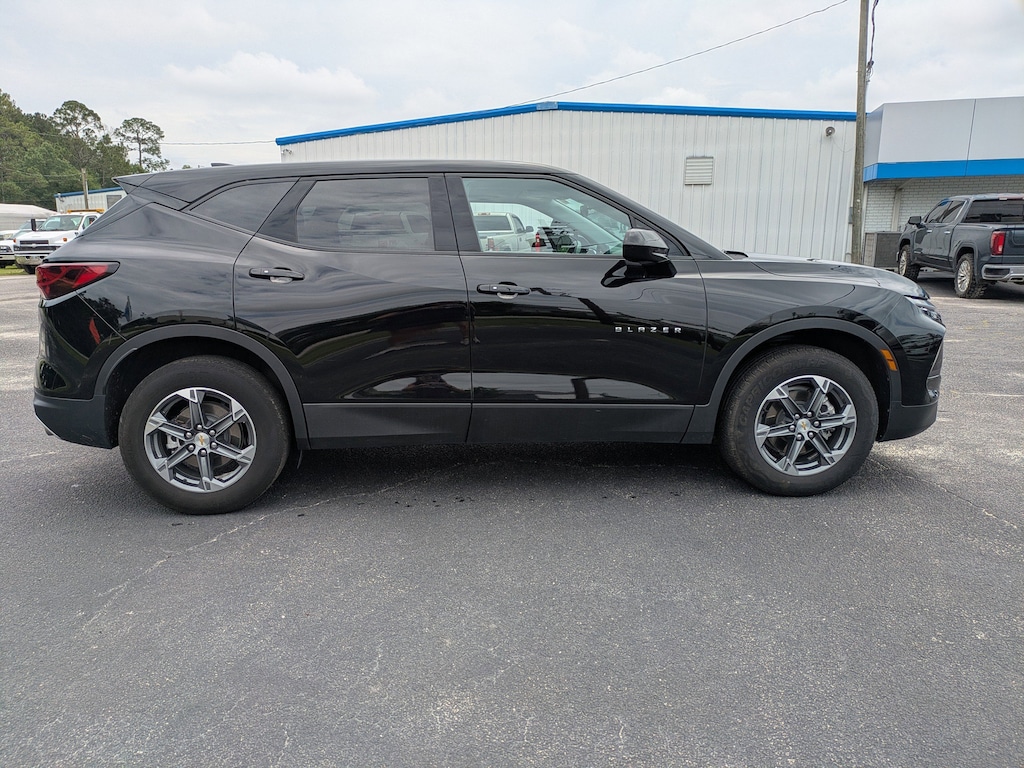 Used 2025 Chevrolet Blazer 2LT SUV