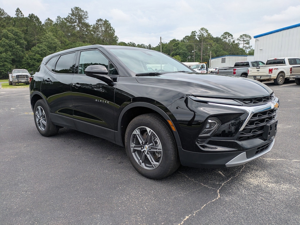 Used 2025 Chevrolet Blazer 2LT SUV