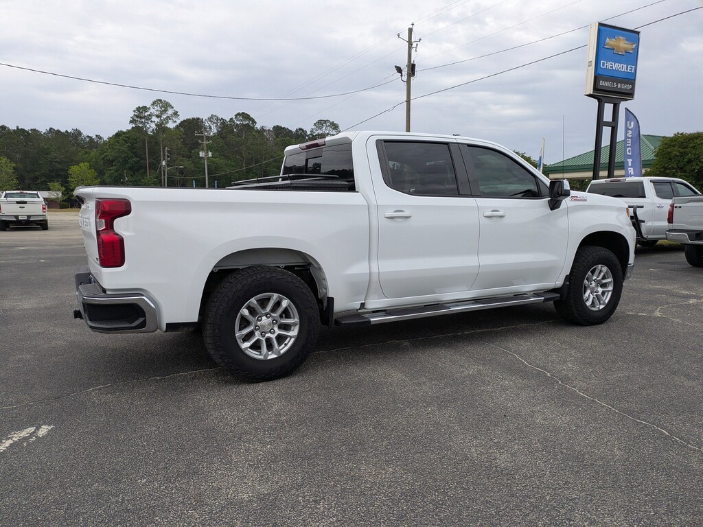 Used 2022 Chevrolet Silverado 1500 LT Truck