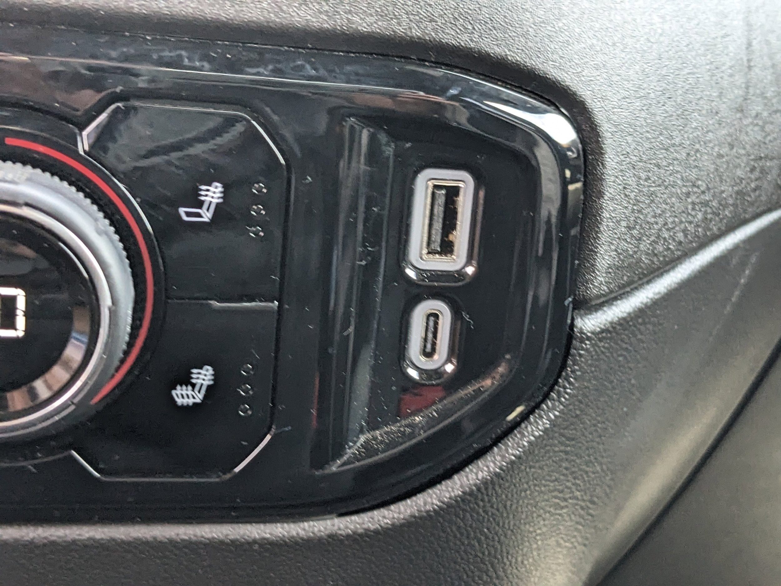 2025 Chevrolet Silverado 1500 LT - Photo 23