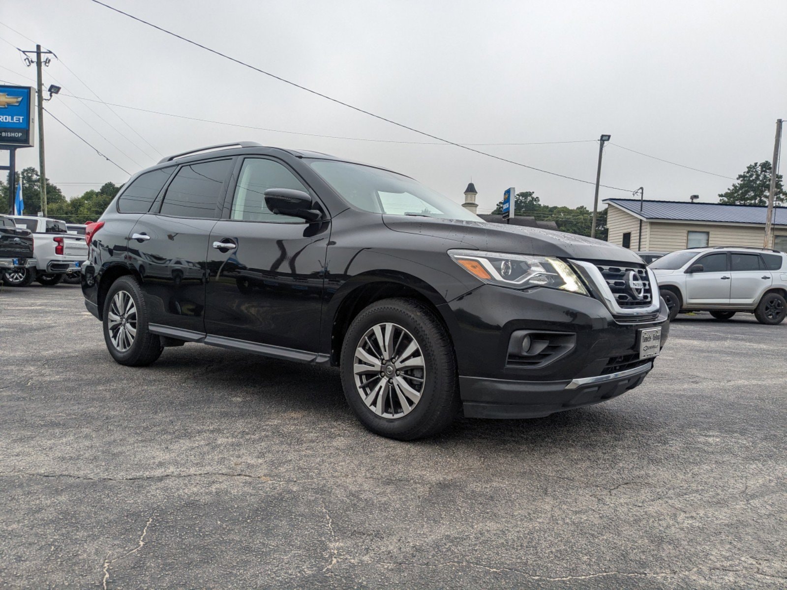 Used 2019 Nissan Pathfinder SL with VIN 5N1DR2MNXKC628234 for sale in Metter, GA