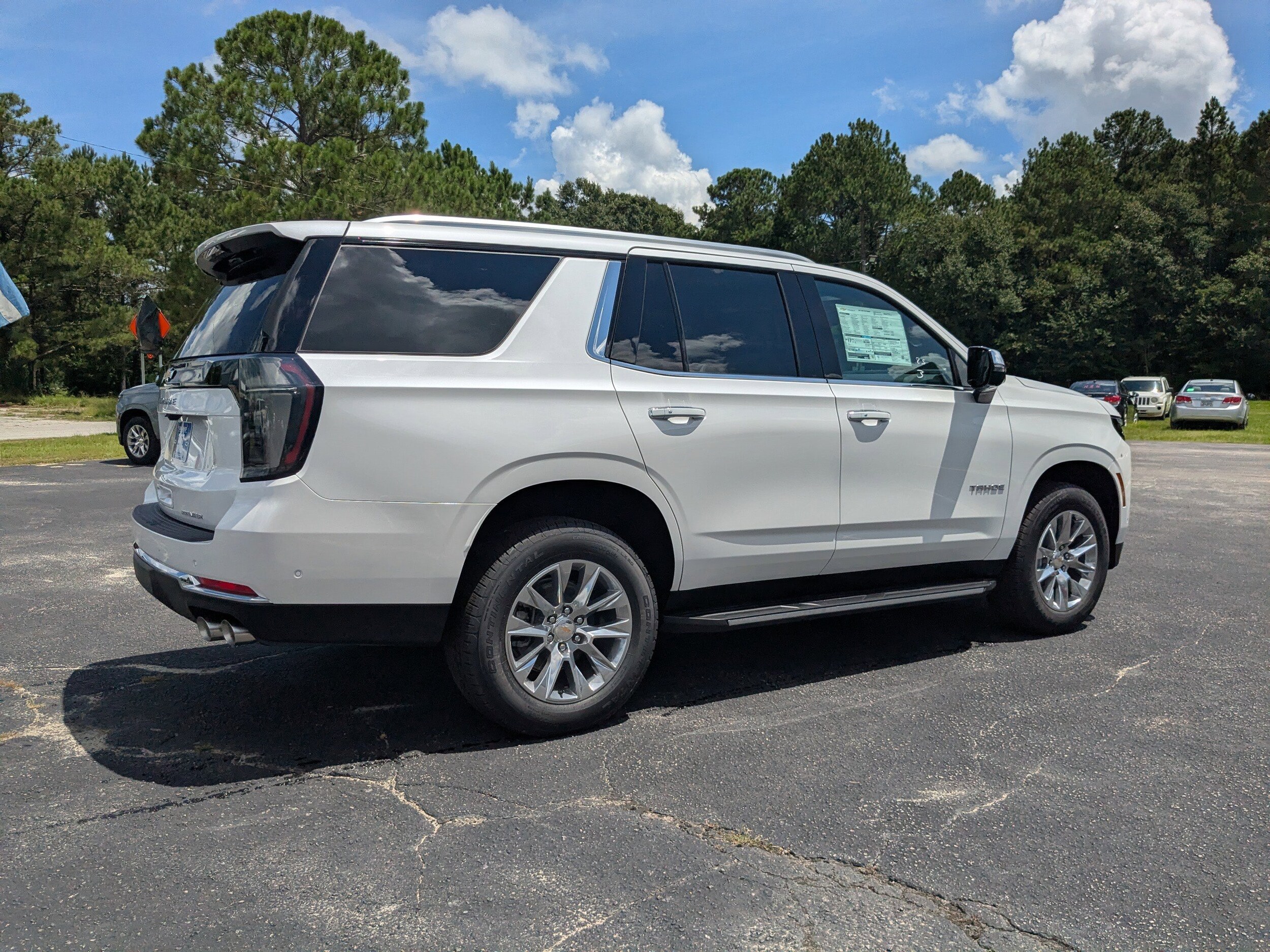 2025 Chevrolet Tahoe Premier photo 3
