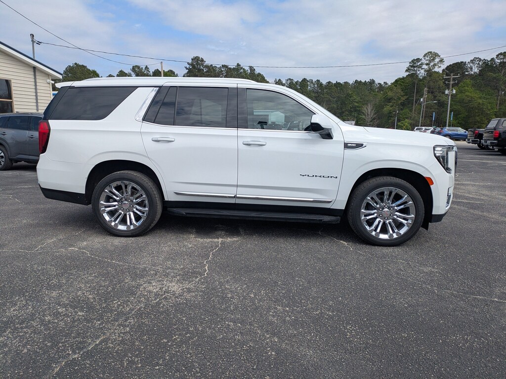 Used 2021 GMC Yukon SLT SUV