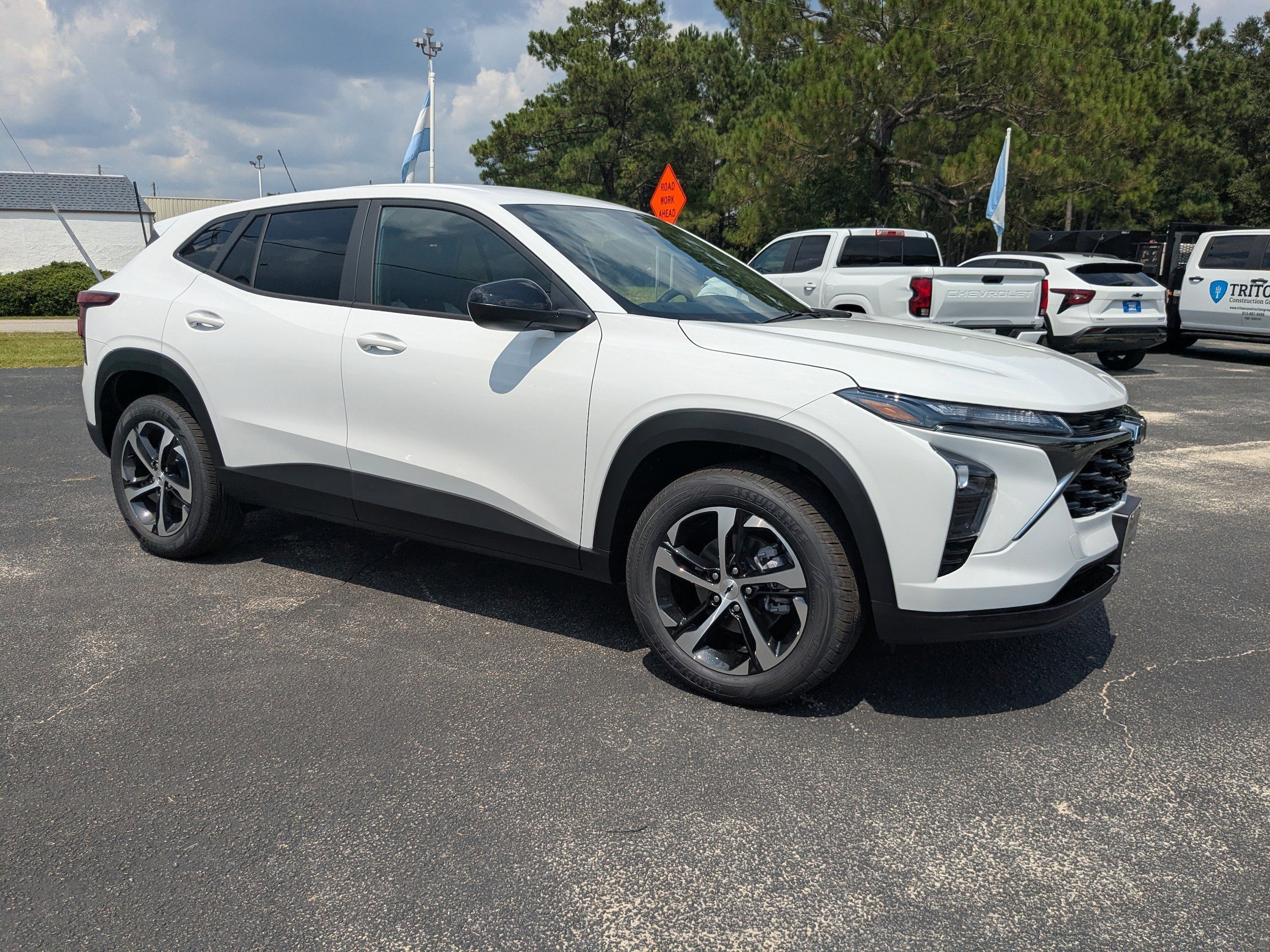 2025 Chevrolet Trax SUV 