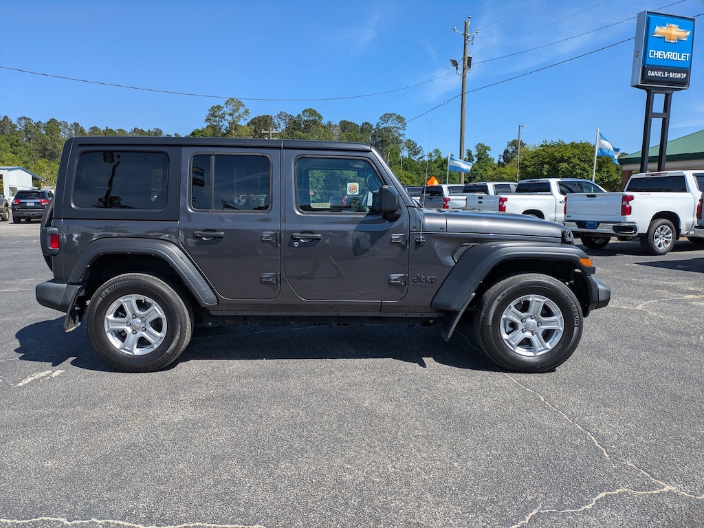 Used 2022 Jeep Wrangler Unlimited Sport S
