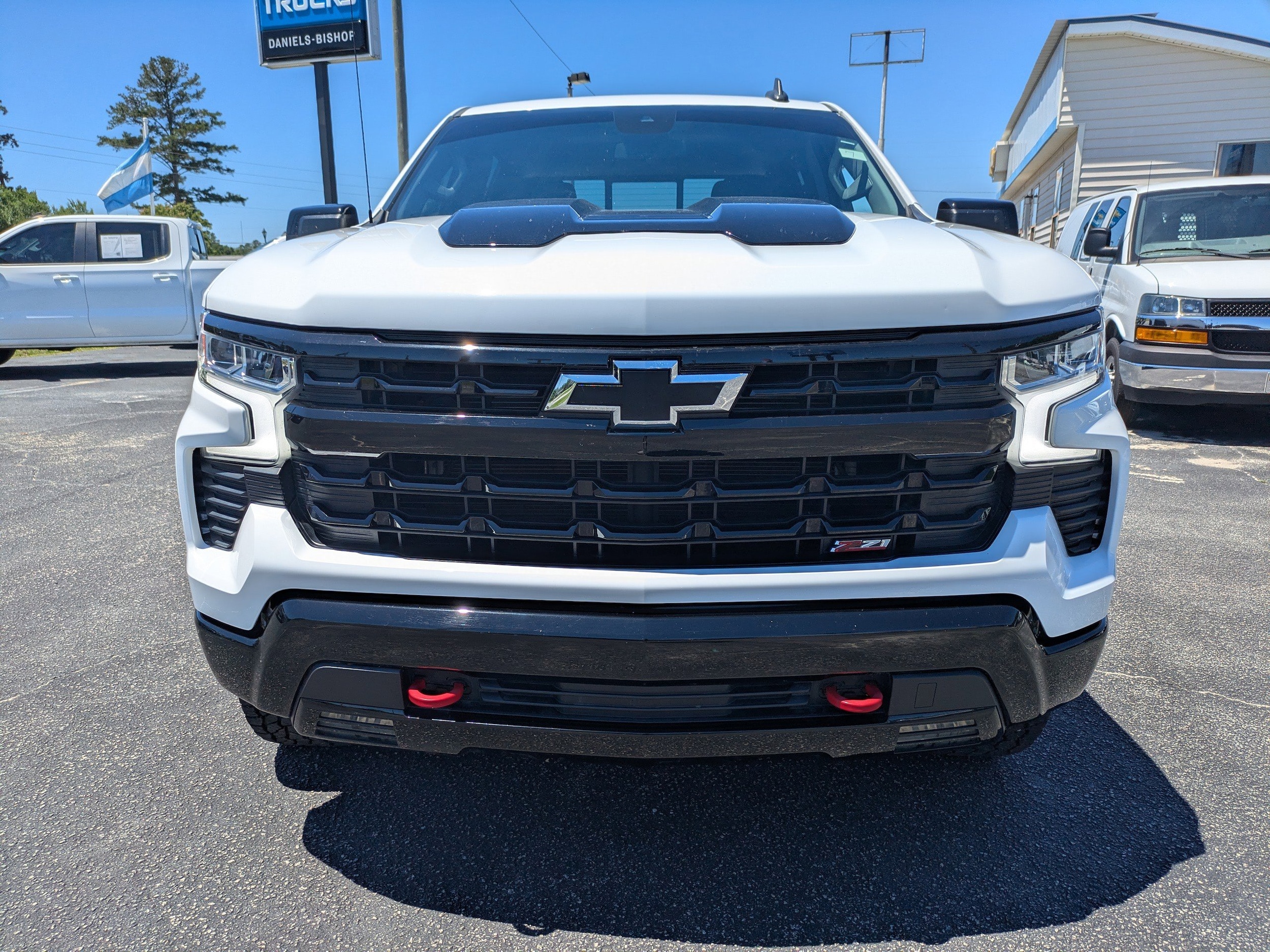 2024 Chevrolet Silverado 1500 LT Trail Boss - Photo 9