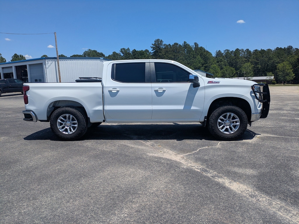 Used 2022 Chevrolet Silverado 1500 LT Truck