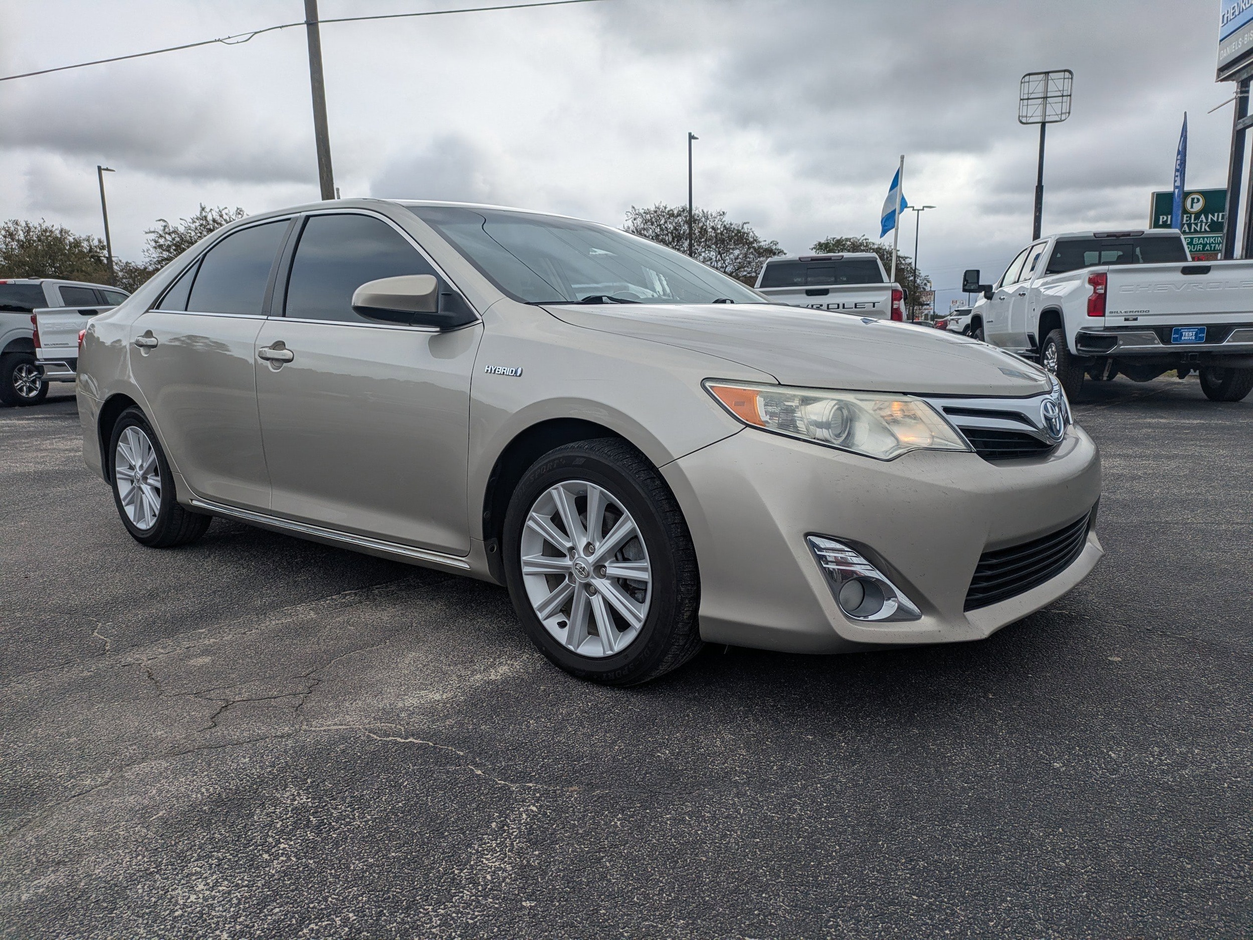 2013 Toyota Camry XLE Hybrid