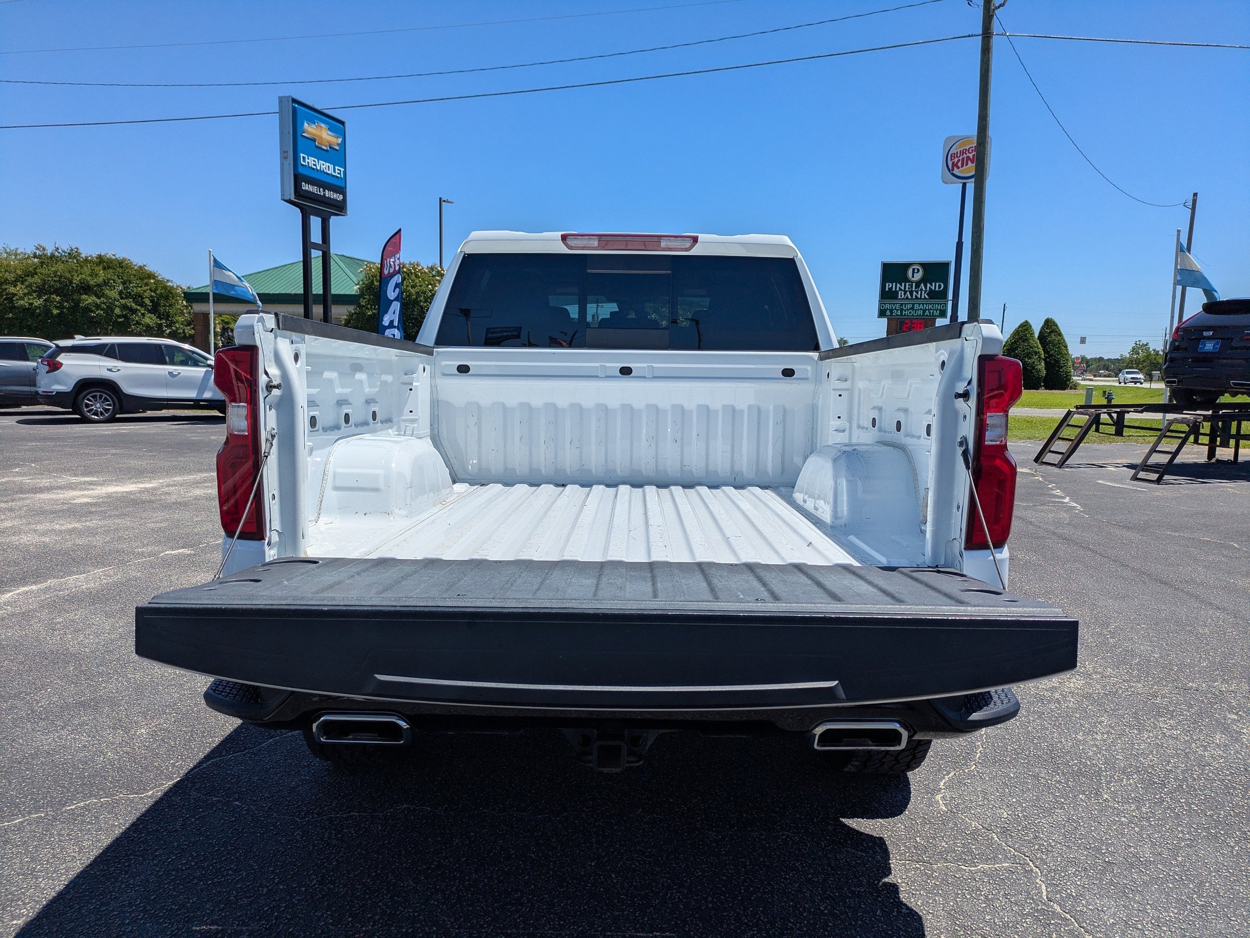 2024 Chevrolet Silverado 1500 LT Trail Boss - Photo 13
