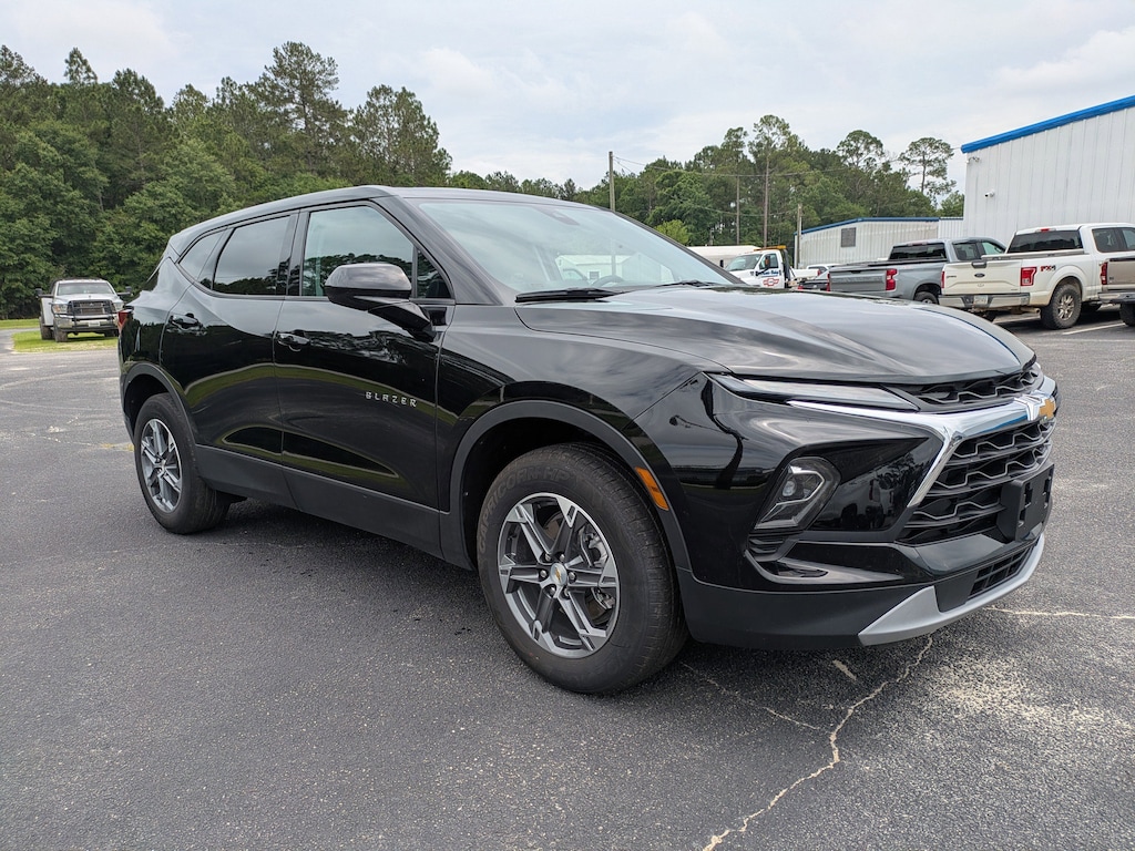 Used 2025 Chevrolet Blazer 2LT SUV