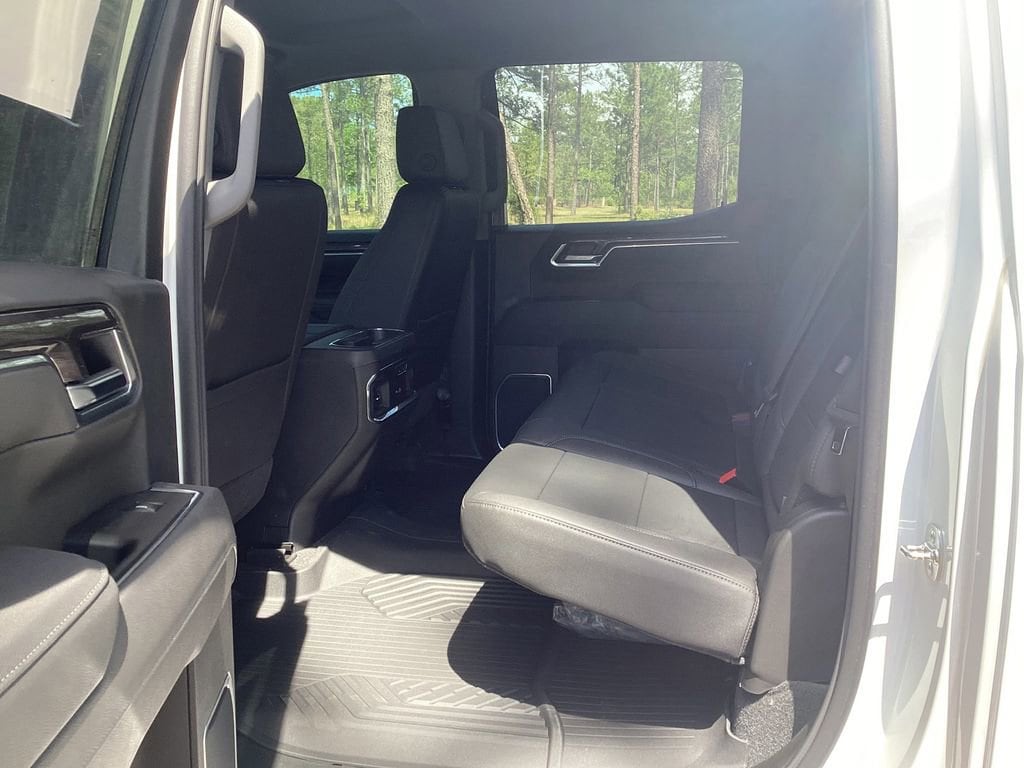 2026 Chevrolet Silverado 1500 LTZ - Photo 14