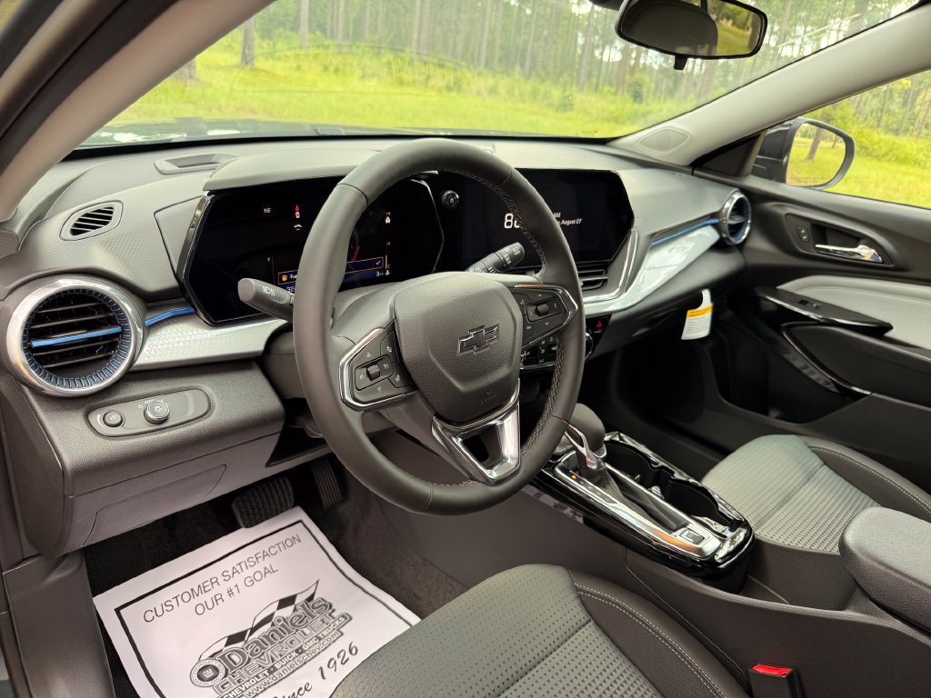 2026 Chevrolet Trax LT - Photo 14