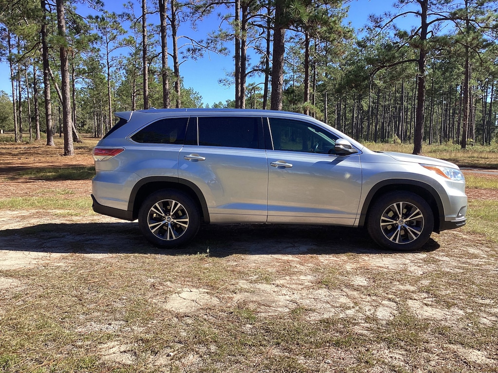Used 2016 Toyota Highlander XLE V6 SUV