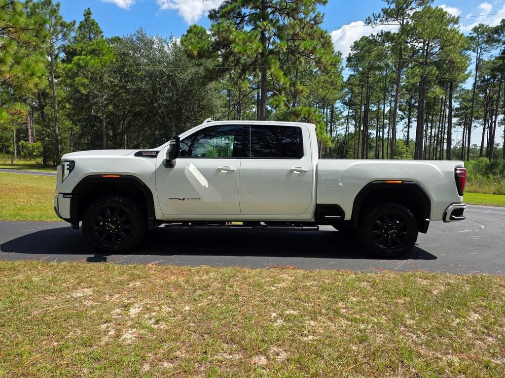 Used 2024 GMC Sierra 2500 HD AT4 Truck