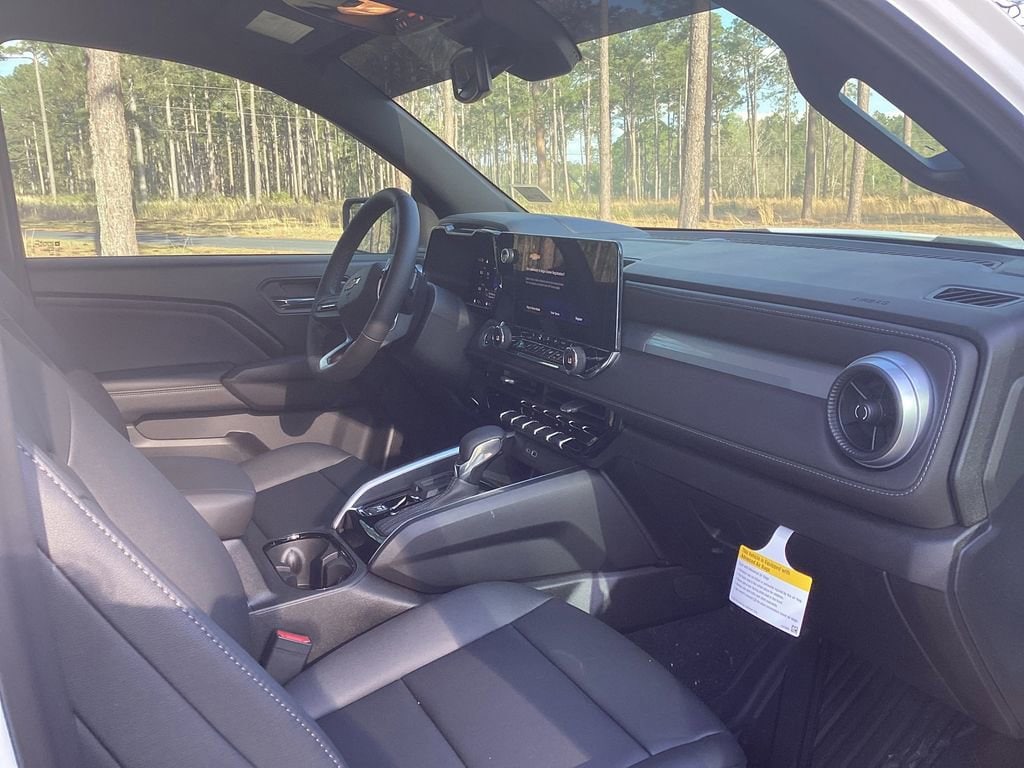 2026 Chevrolet Colorado LT - Photo 19