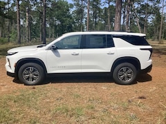 2026 Chevrolet Traverse LT SUV