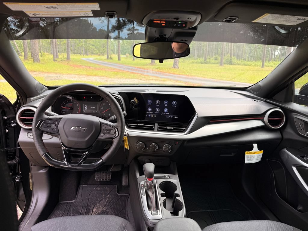 2026 Chevrolet Trax RS - Photo 14