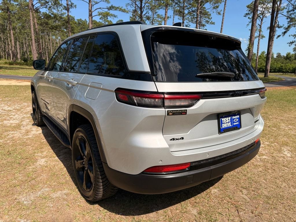 Used 2024 Jeep Grand Cherokee Limited