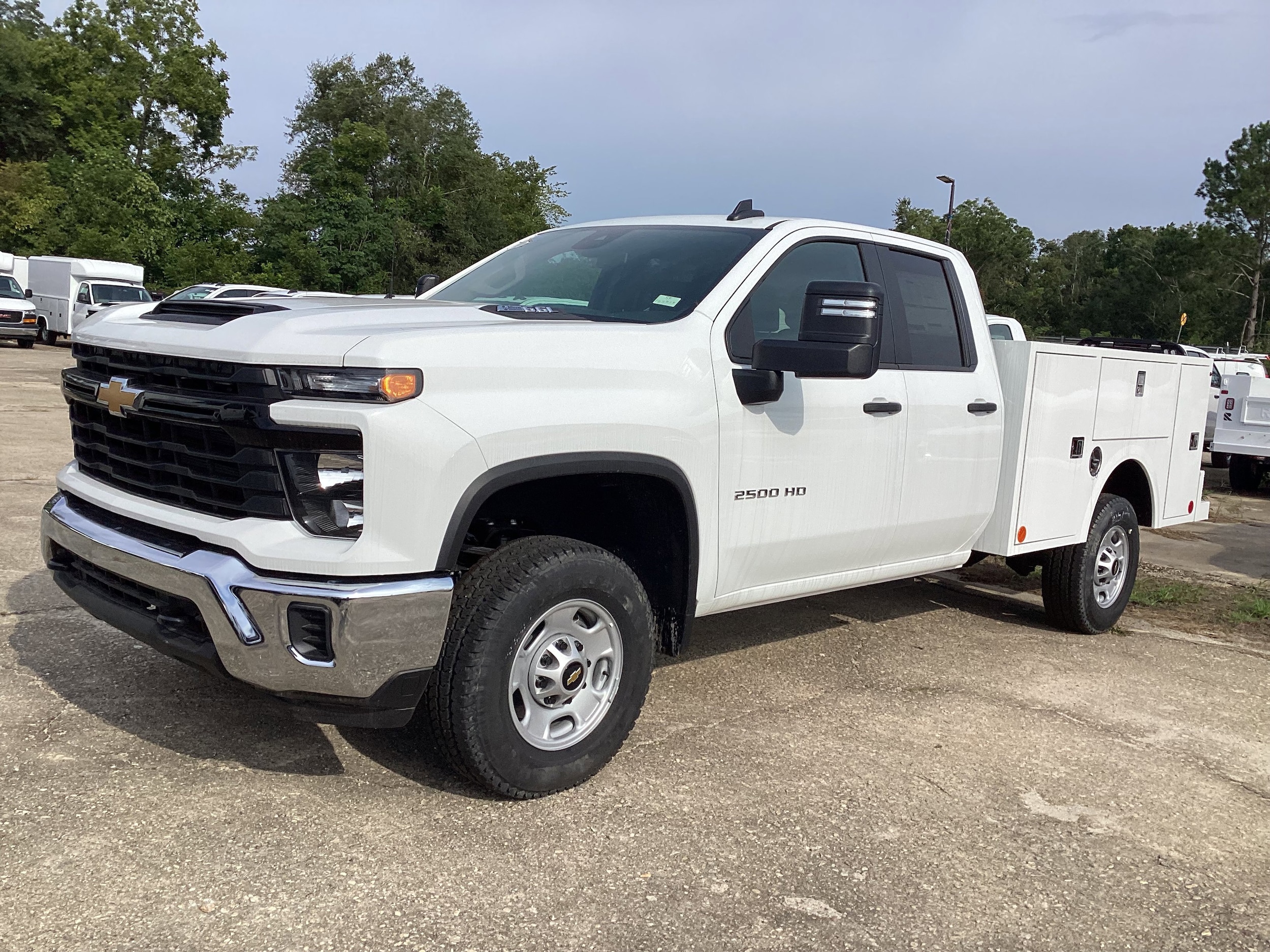 2025 Chevrolet Silverado 2500HD Work Truck's photo