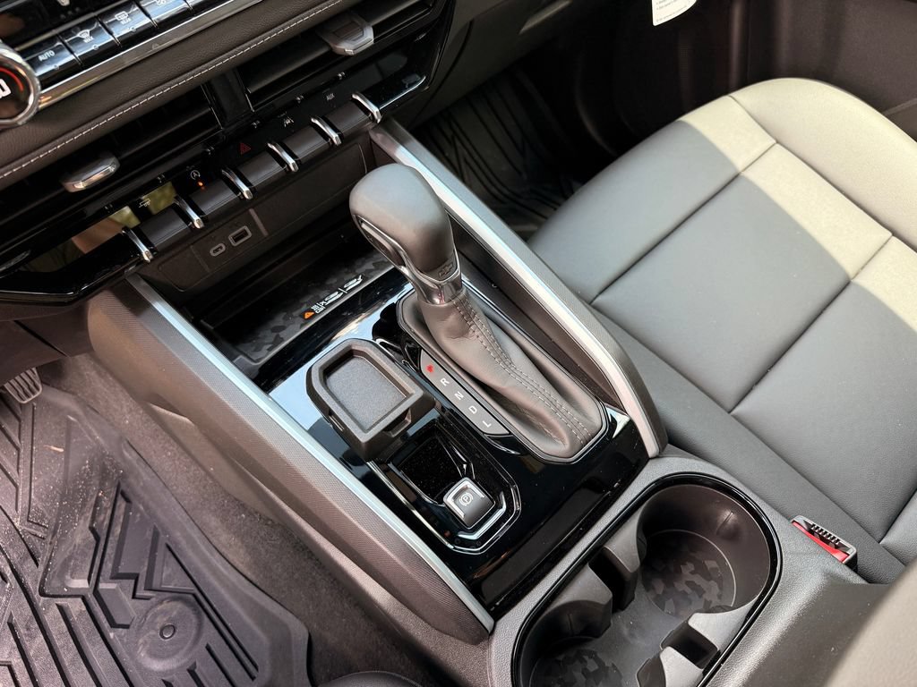 2026 Chevrolet Colorado LT - Photo 21