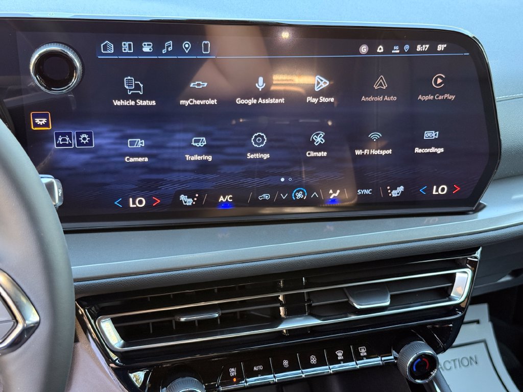 2027 Chevrolet Traverse LT - Photo 16