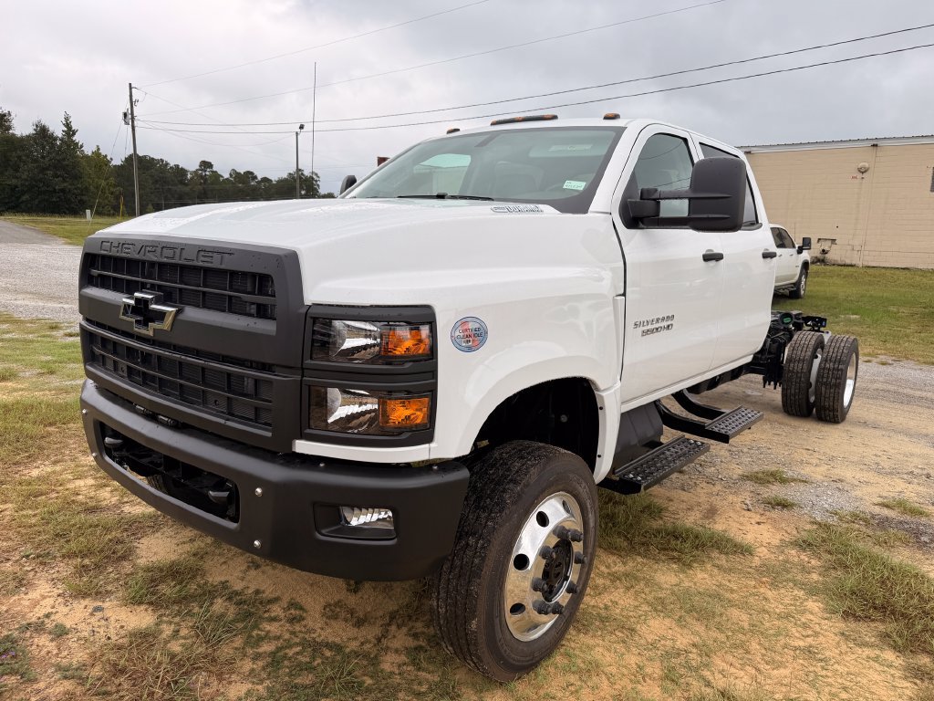 2026 Chevrolet Silverado 5500 HD Work Truck Truck