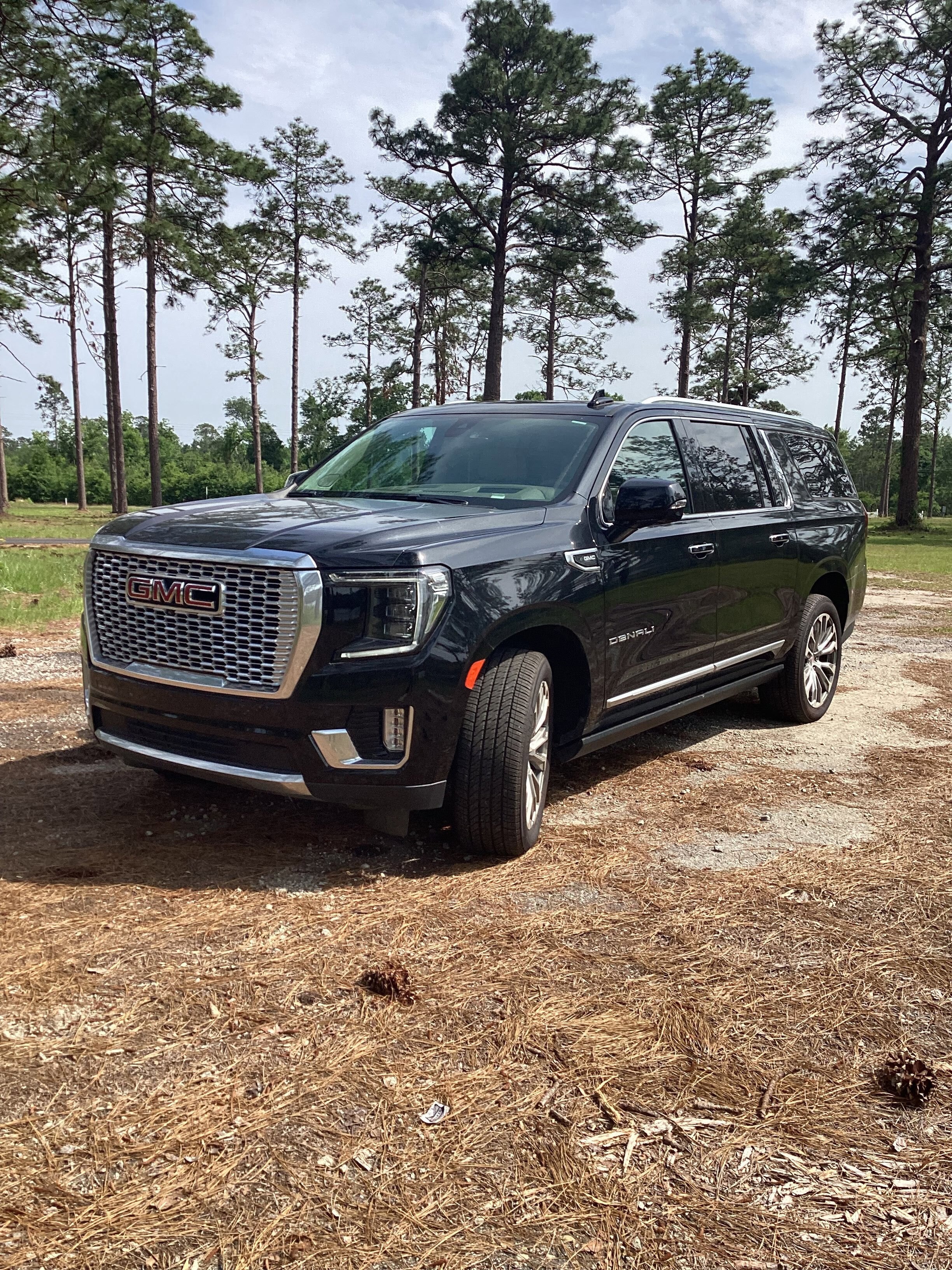 Used 2021 GMC Yukon XL Denali with VIN 1GKS1JKL5MR301386 for sale in Swainsboro, GA