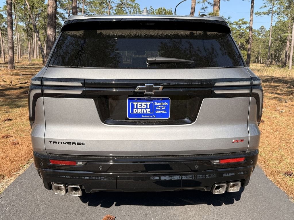 New 2026 Chevrolet Traverse RS SUV