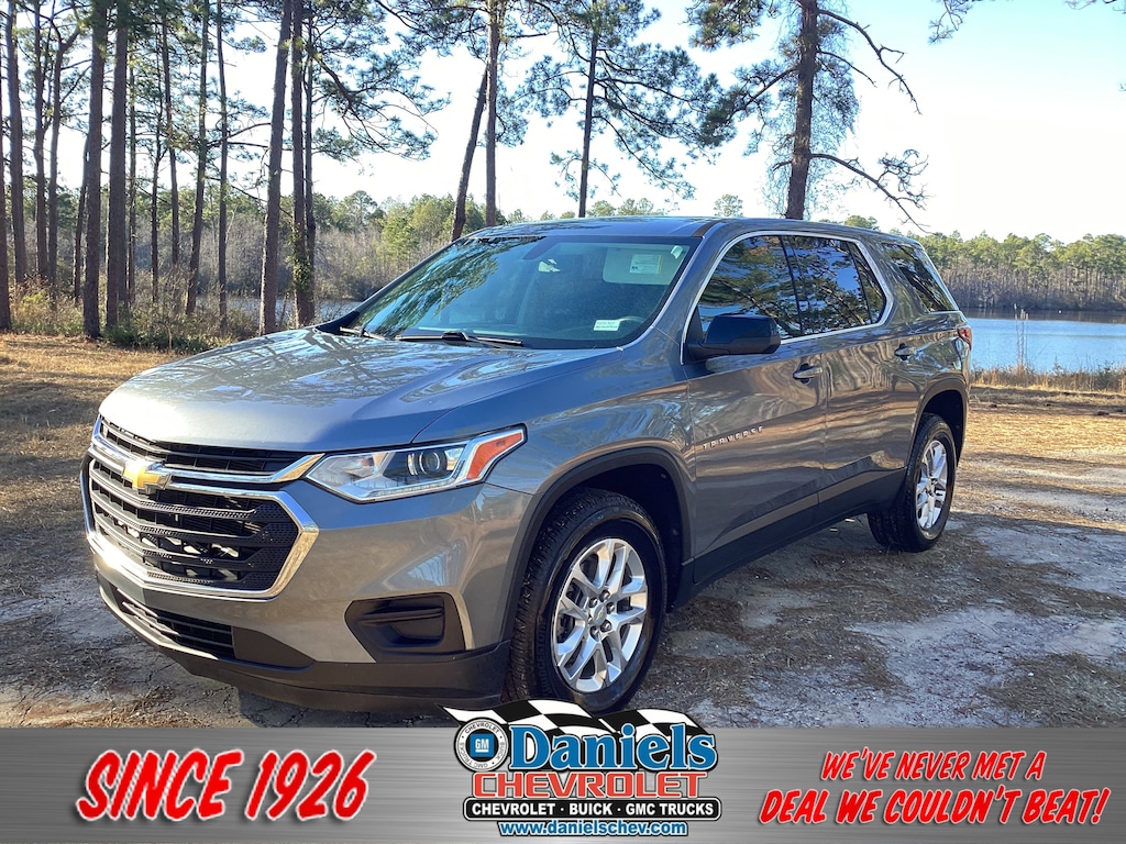Used 2021 Chevrolet Traverse LS SUV