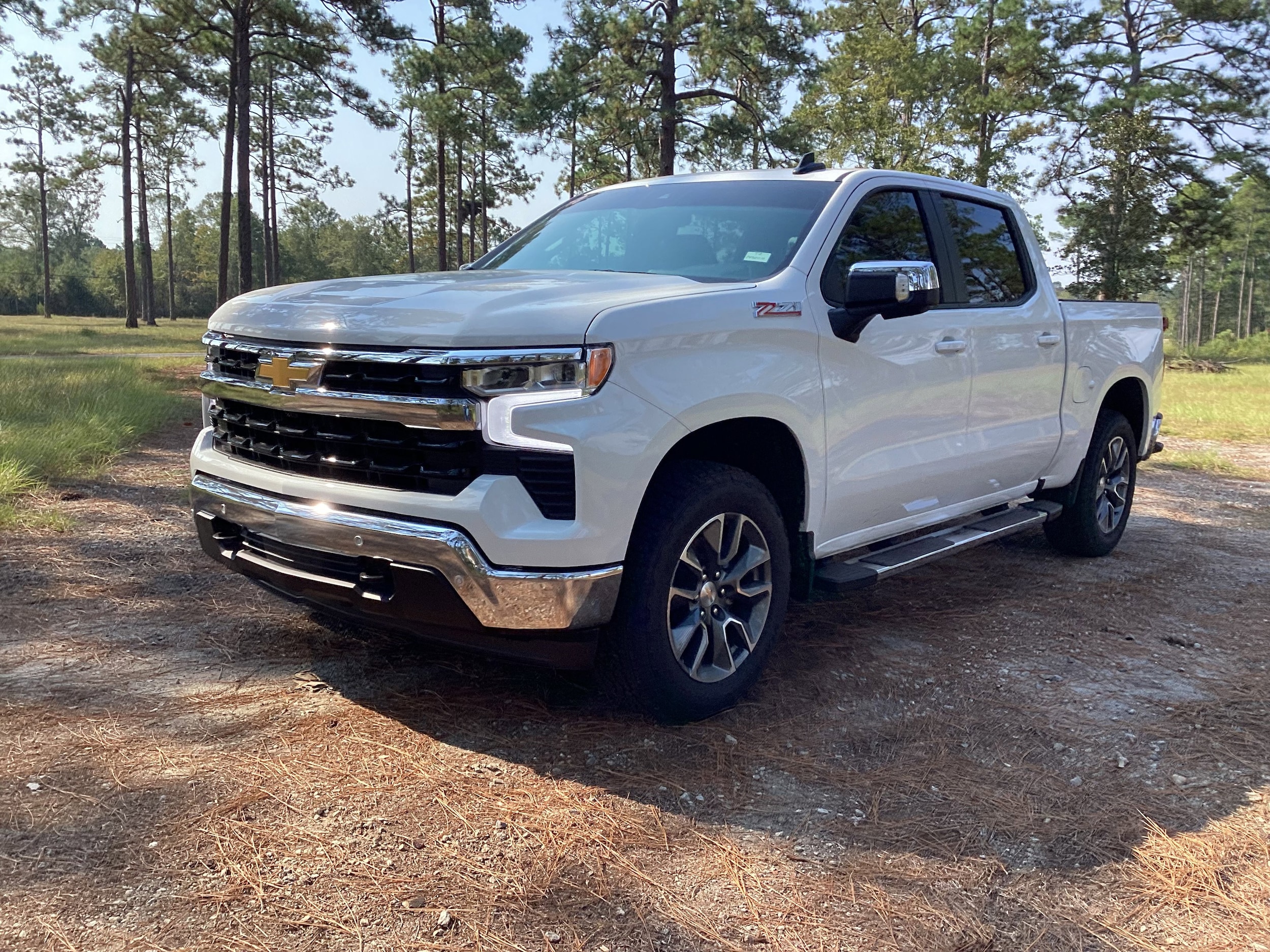 2026 Chevrolet Silverado 1500 LT's photo