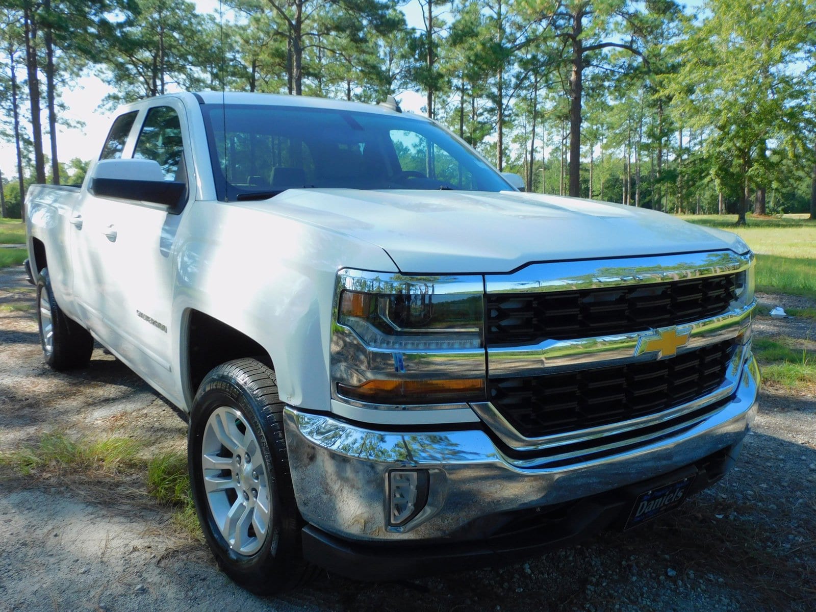 Used 2016 Chevrolet Silverado 1500 LT with VIN 1GCVKREH4GZ114835 for sale in Swainsboro, GA