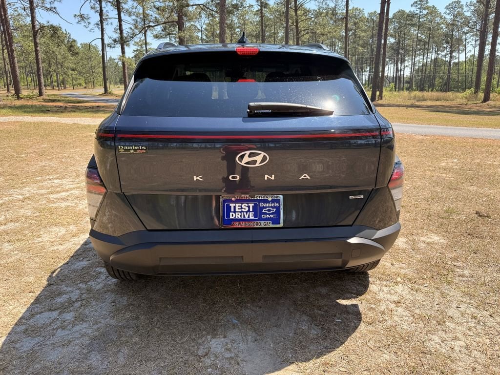 Used 2024 Hyundai Kona SEL