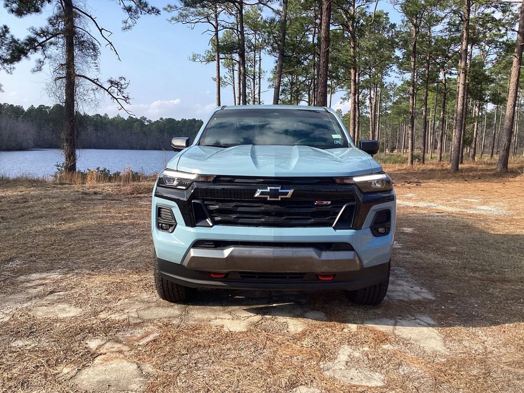 2025 Chevrolet Colorado Z71 - Photo 8