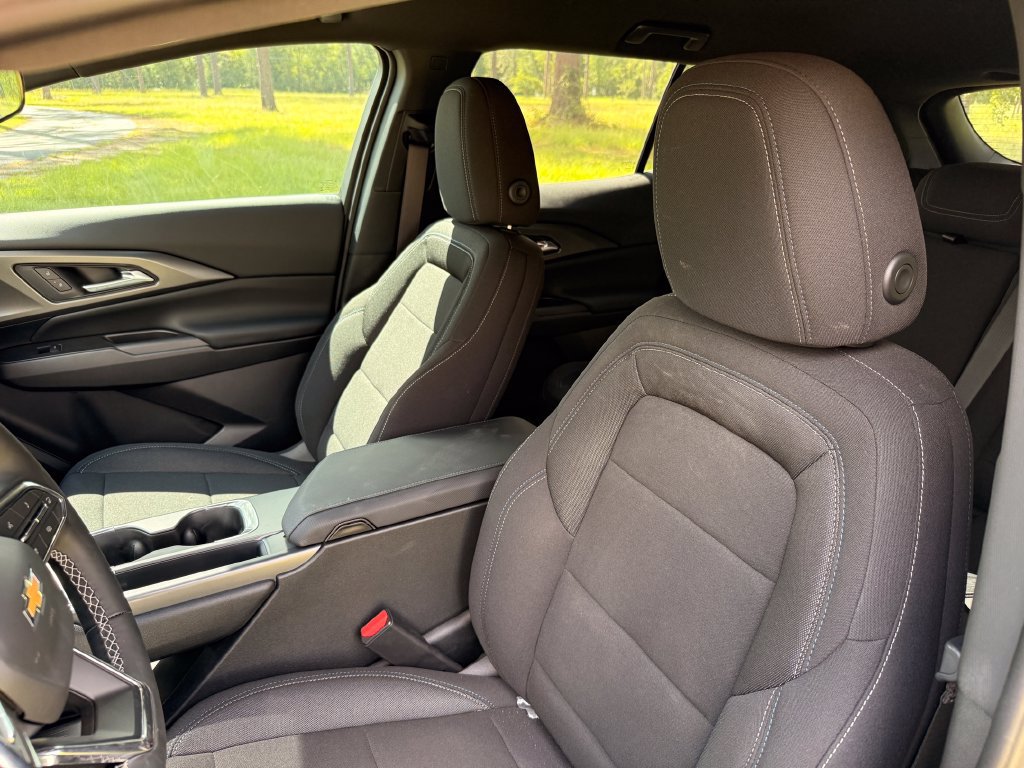 2026 Chevrolet Equinox EV 1LT - Photo 12