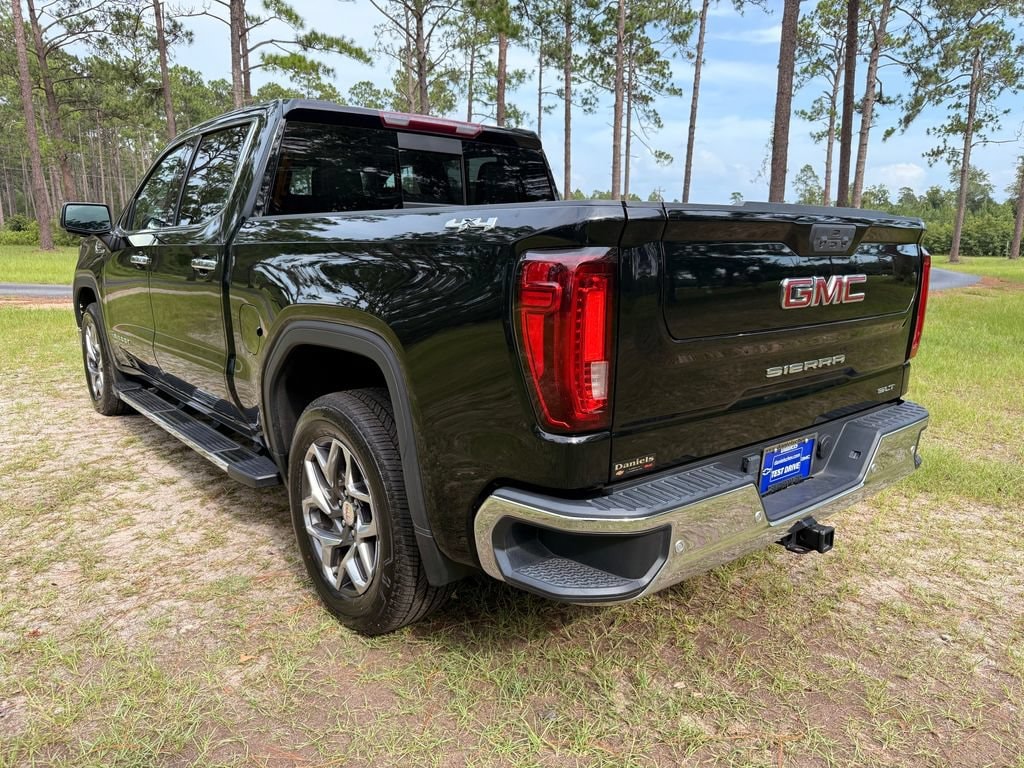 Used 2022 GMC Sierra 1500 SLT Truck