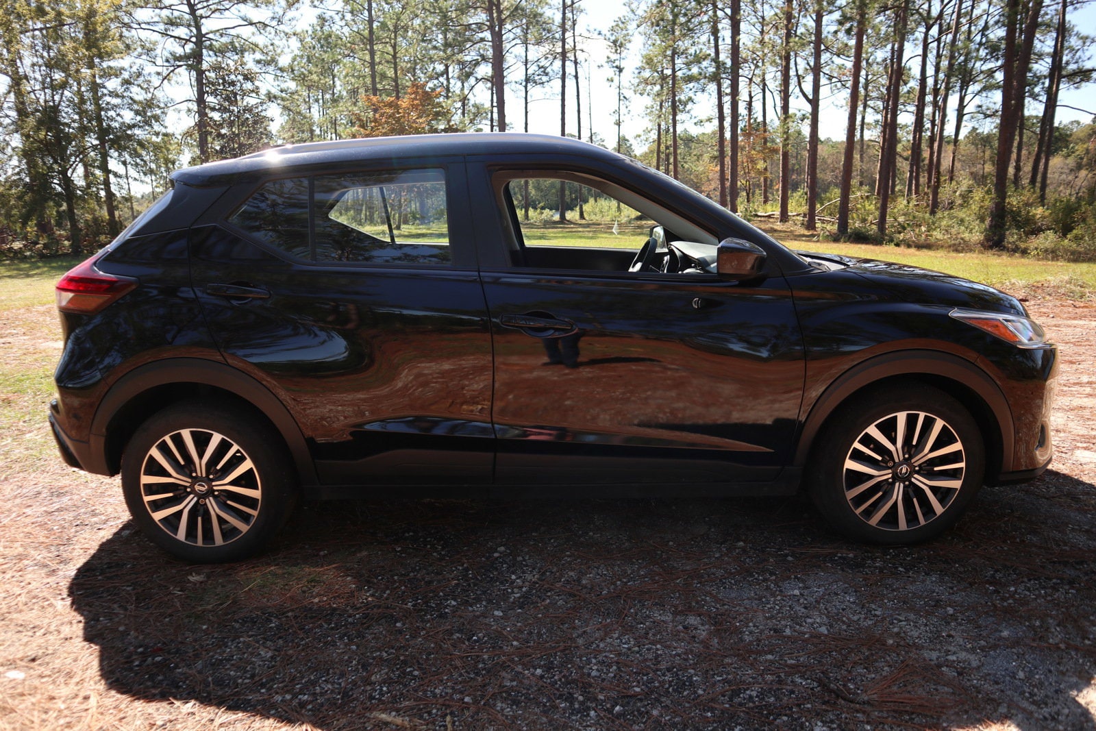 Used 2021 Nissan Kicks SV with VIN 3N1CP5CV8ML537627 for sale in Swainsboro, GA