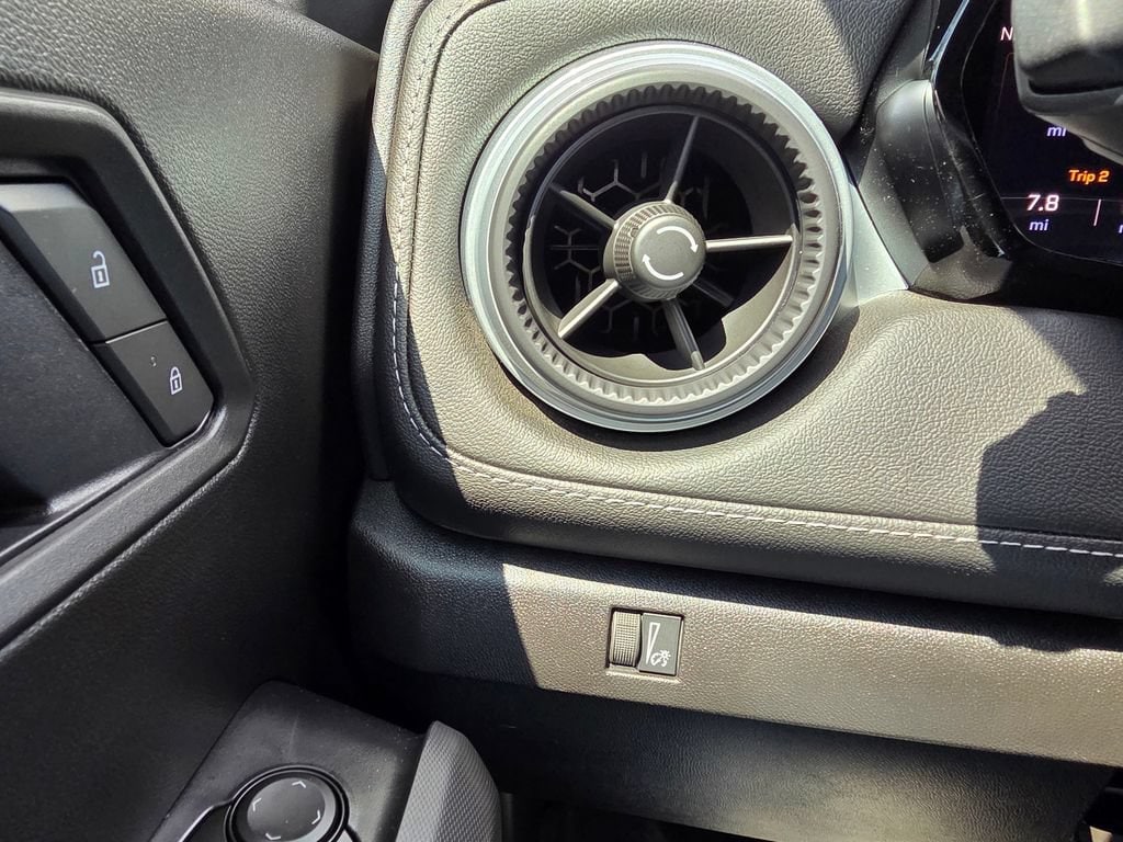 2026 Chevrolet Colorado LT - Photo 30