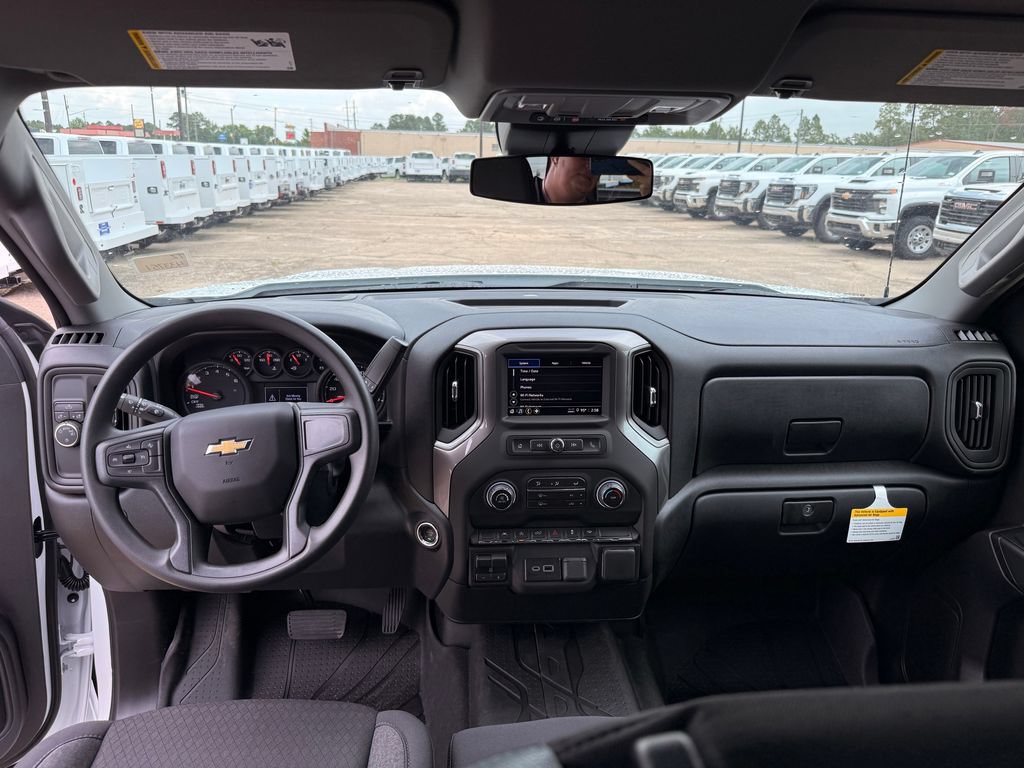 2026 Chevrolet Silverado 1500 Custom - Photo 13