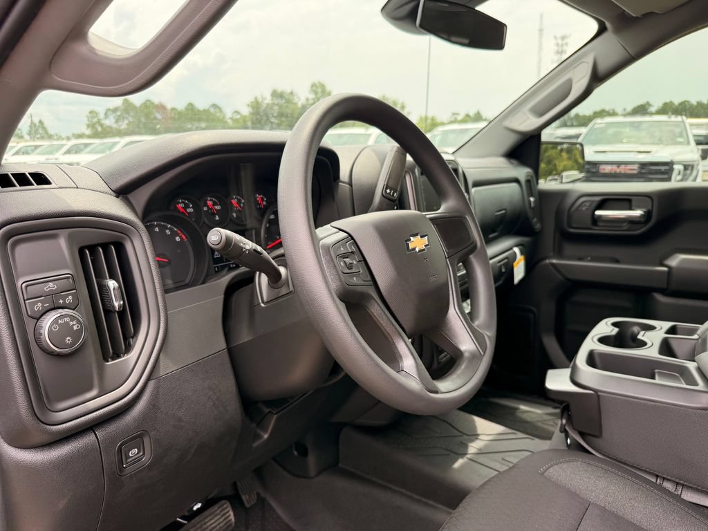 2026 Chevrolet Silverado 1500 Custom - Photo 13