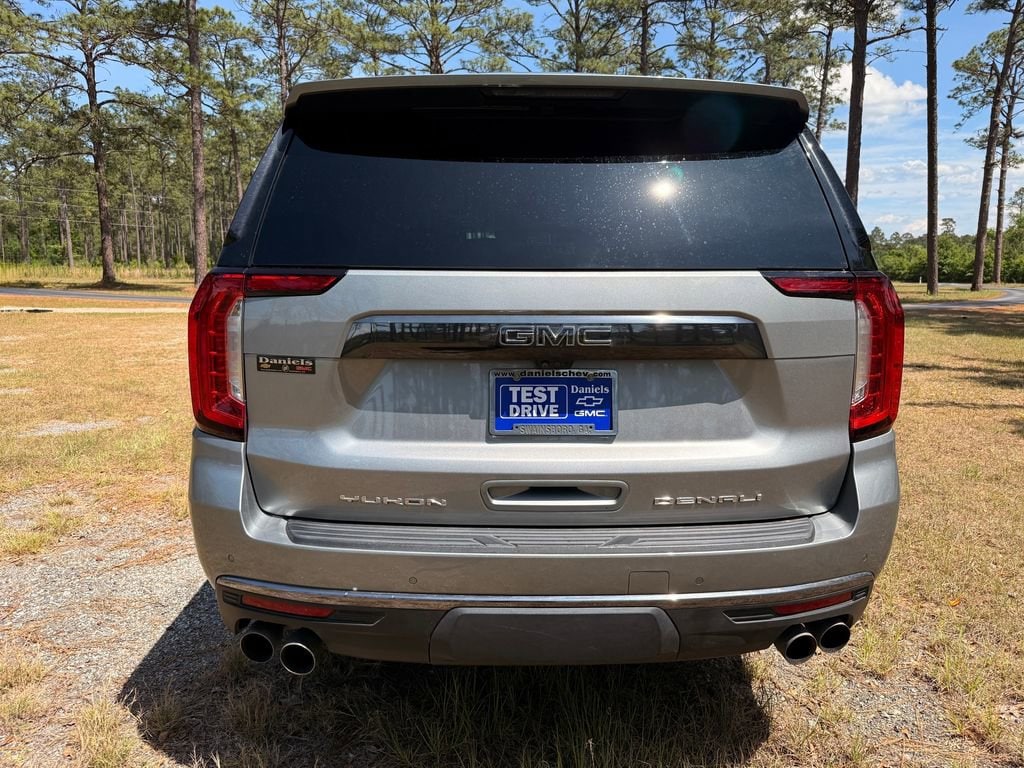 Used 2024 GMC Yukon XL Denali Ultimate SUV