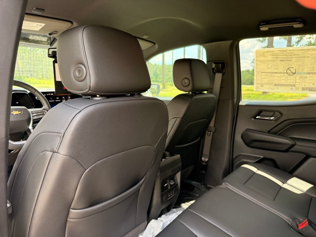 2026 Chevrolet Colorado LT - Photo 25