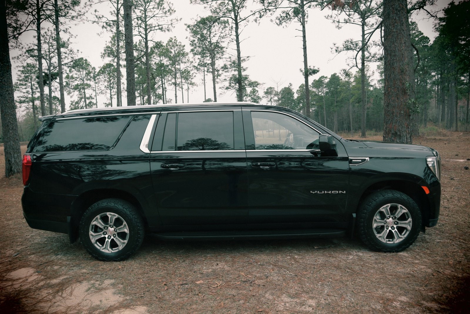 Used 2022 GMC Yukon XL SLE with VIN 1GKS2FKT4NR288240 for sale in Swainsboro, GA