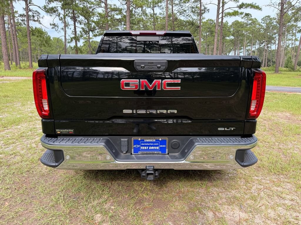 Used 2022 GMC Sierra 1500 SLT Truck