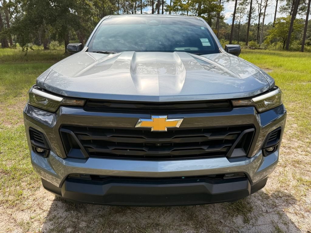 2025 Chevrolet Colorado LT - Photo 8