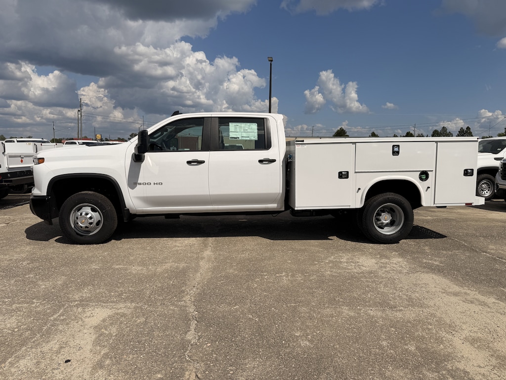New 2025 Chevrolet Silverado 3500 HD Chassis Cab Work Truck Truck