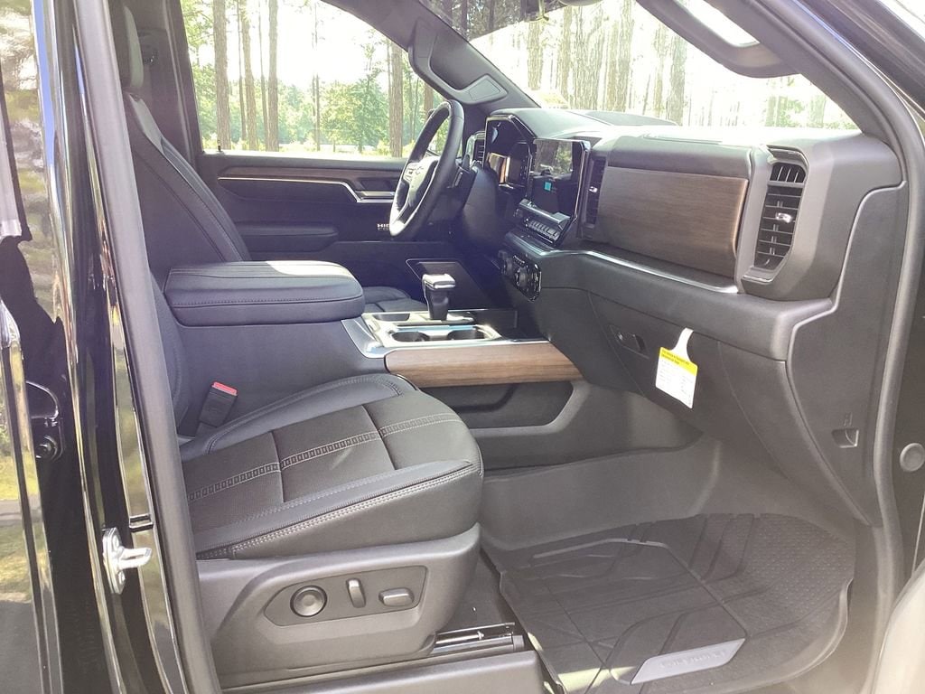 2026 Chevrolet Silverado 1500 High Country - Photo 24