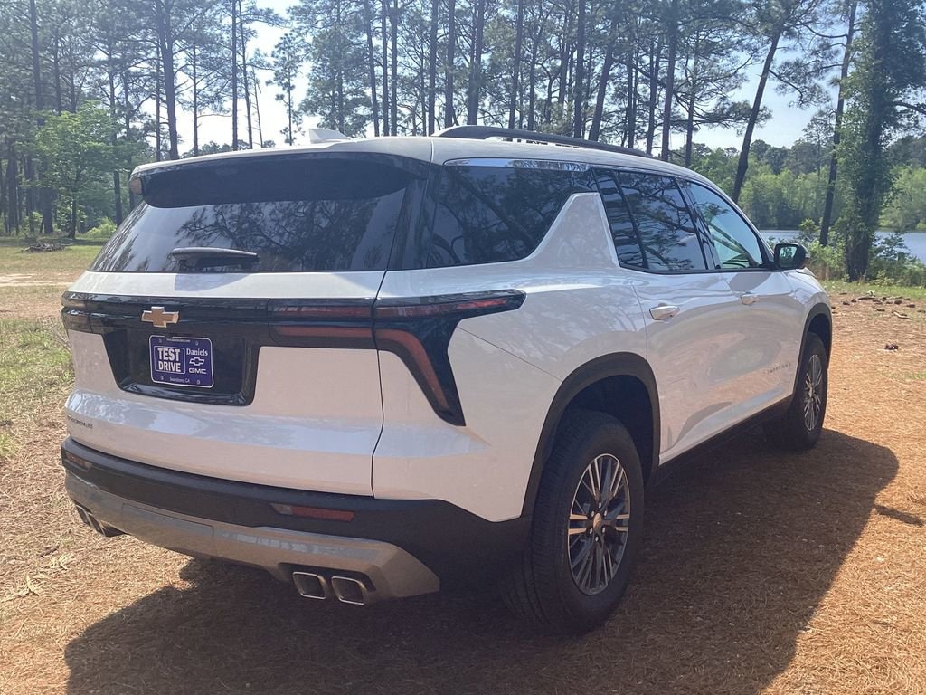 New 2026 Chevrolet Traverse LT SUV