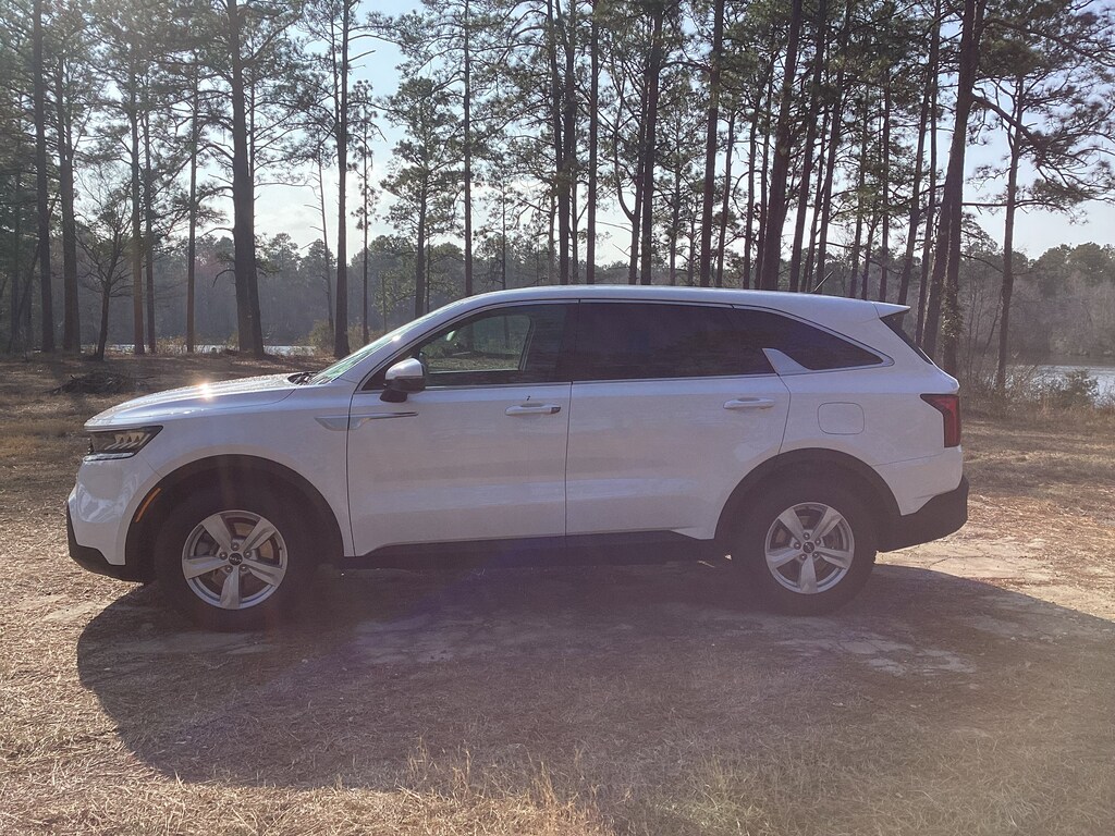 Used 2022 Kia Sorento LX SUV