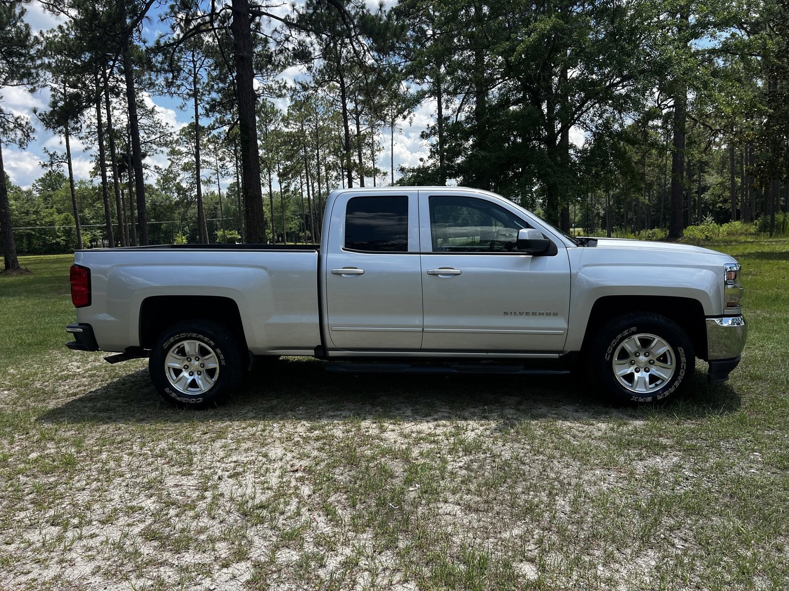 Used 2019 Chevrolet Silverado 1500 LD LT with VIN 2GCRCPEC4K1118196 for sale in Swainsboro, GA